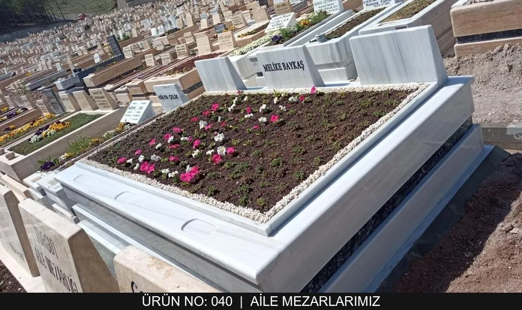 Aile Mezarları — Model #40
